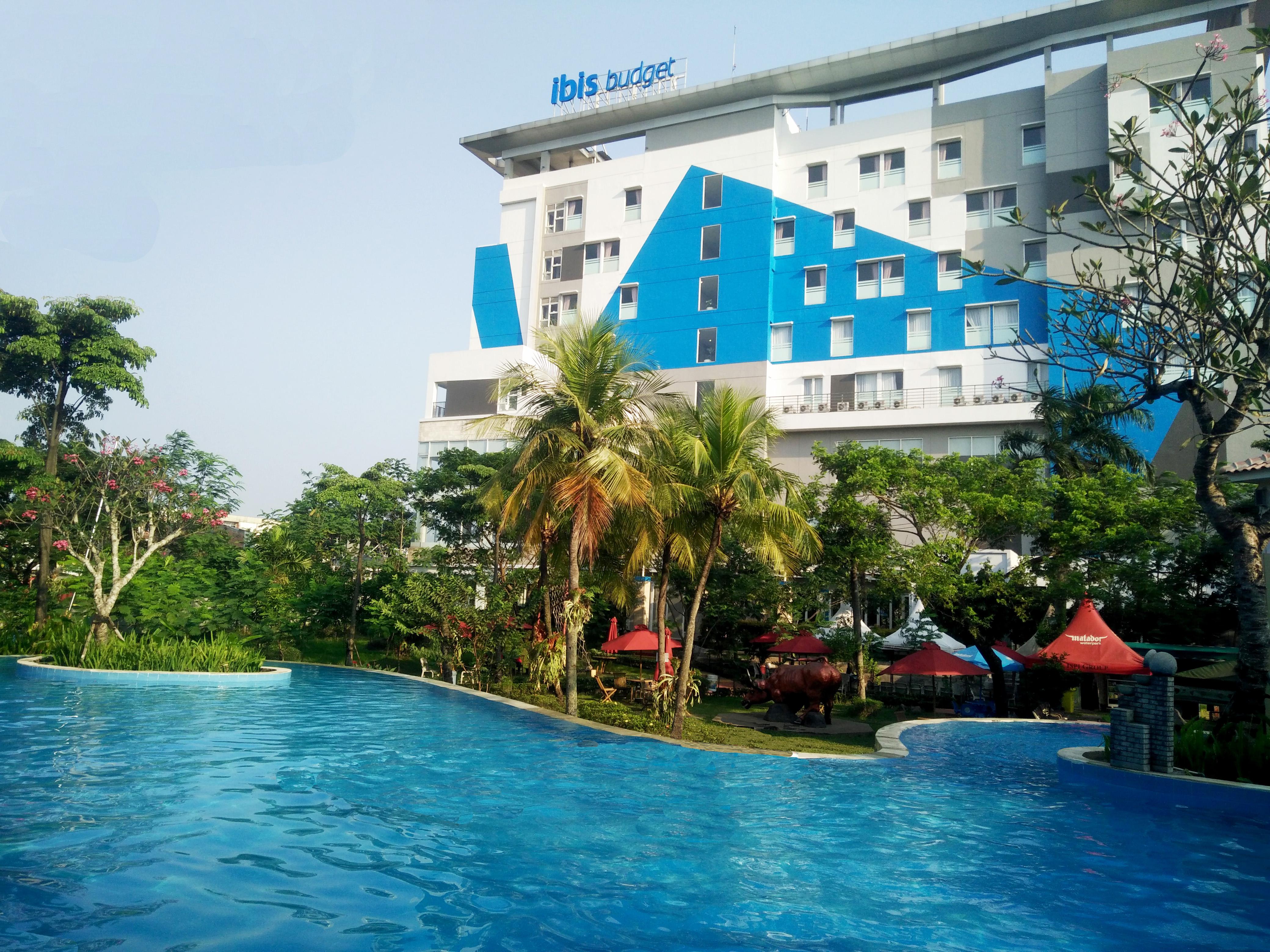 Ibis Budget Cikarang Festival Μπεκάσι Εξωτερικό φωτογραφία