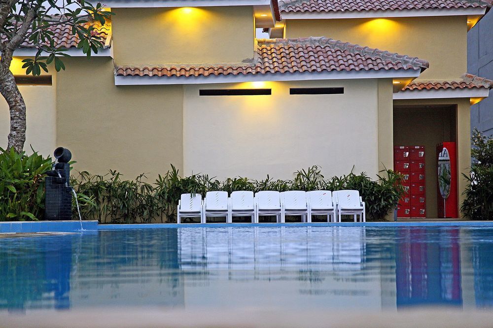 Ibis Budget Cikarang Festival Μπεκάσι Εξωτερικό φωτογραφία