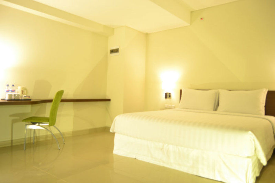 Ibis Budget Cikarang Festival Μπεκάσι Εξωτερικό φωτογραφία