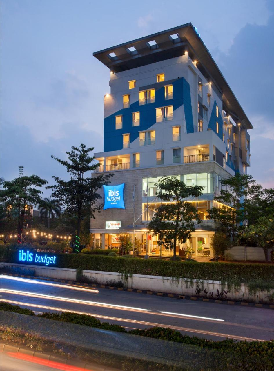Ibis Budget Cikarang Festival Μπεκάσι Εξωτερικό φωτογραφία